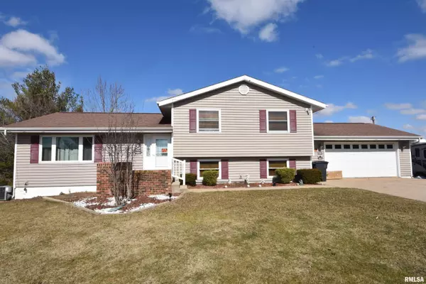 315 SUNSHINE DR, Rio, IL 61472