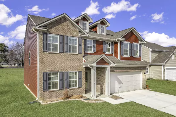 4458 Ashworth Ct, Columbus, IN 47201-8057