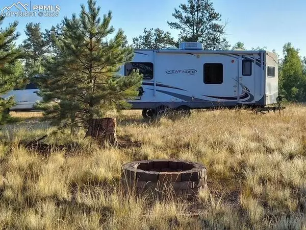 614 YellowStone RD, Hartsel, CO 80449