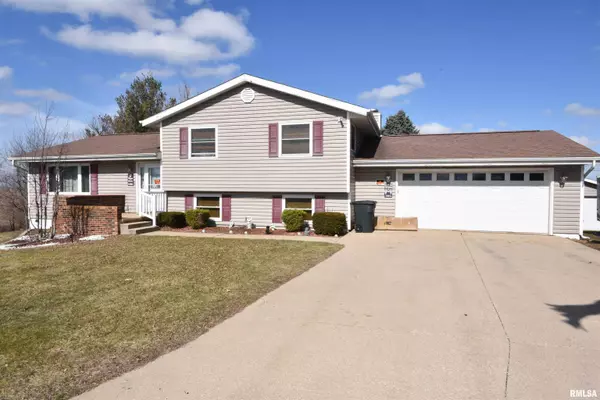 315 SUNSHINE DR, Rio, IL 61472