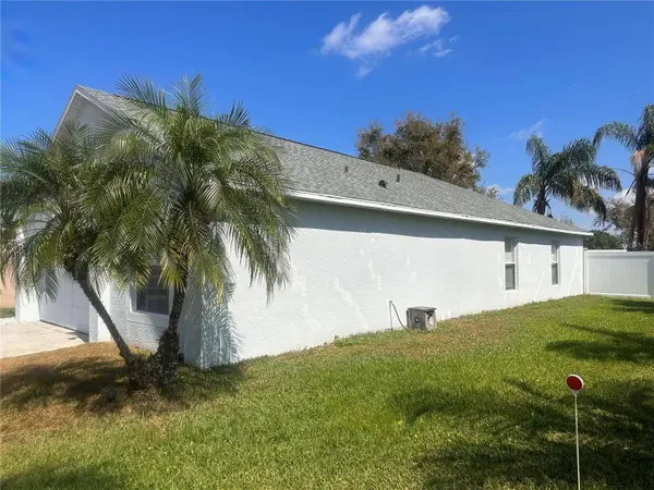 2093 WHISPERING TRAILS BLVD, Winter Haven, FL 33884