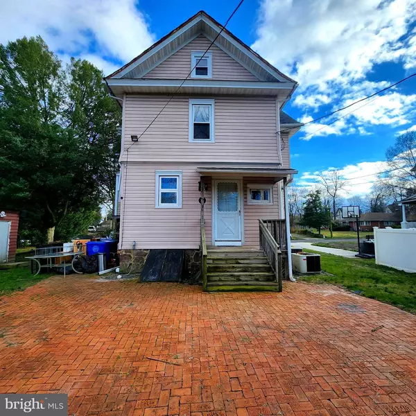 437 POPLAR AVE, Woodbury Heights, NJ 08097