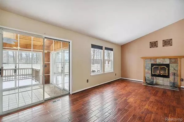 34036 Parkdale Street, Livonia, MI 48150