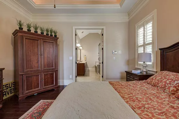 160 Arrow Point LN, Davidson, NC 28036