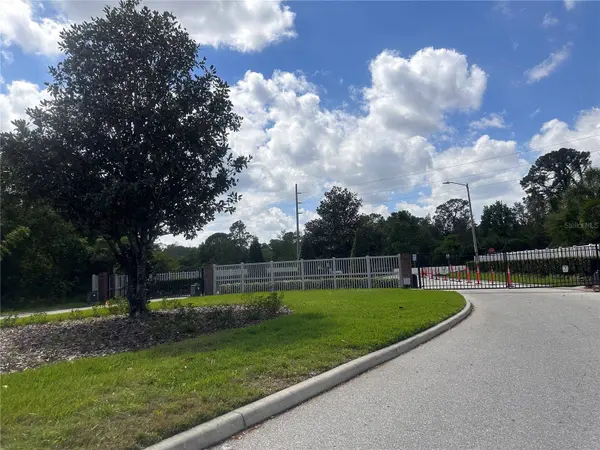 2093 WHISPERING TRAILS BLVD, Winter Haven, FL 33884