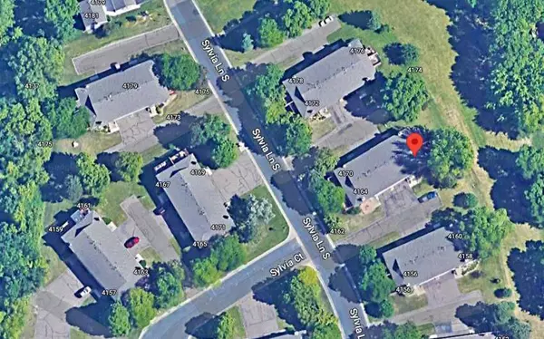 4166 Sylvia LN S, Shoreview, MN 55126