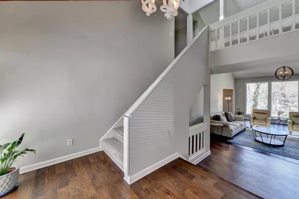 1797 Belshire CT, Roswell, GA 30075