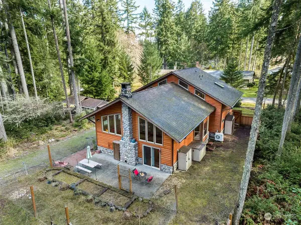 10206 Lake Florence PL, Anderson Island, WA 98303
