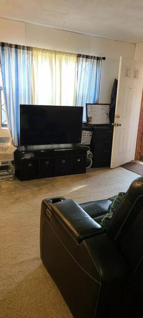 661 Shrewsbury Road, Mary Esther, FL 32569