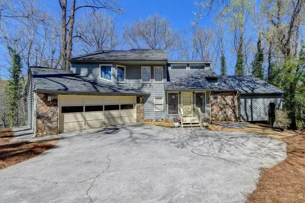 1797 Belshire CT, Roswell, GA 30075