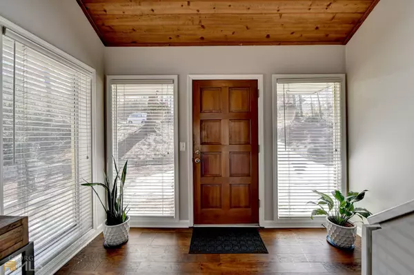 1797 Belshire CT, Roswell, GA 30075