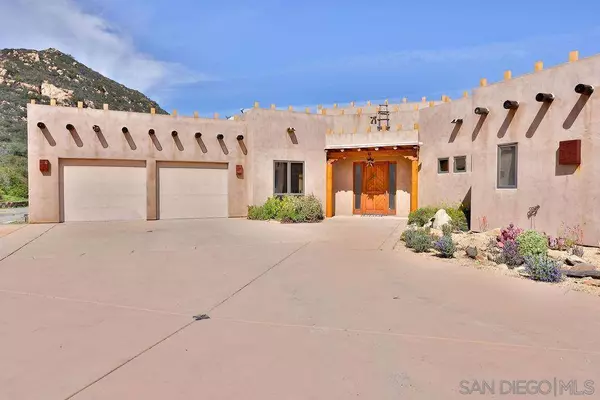 15775 Castle Peak Ln, Jamul, CA 91935