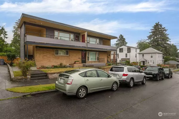 6400 11th AVE NW, Seattle, WA 98107