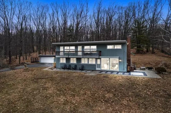 195 Willow Ave, Haverhill, MA 01835