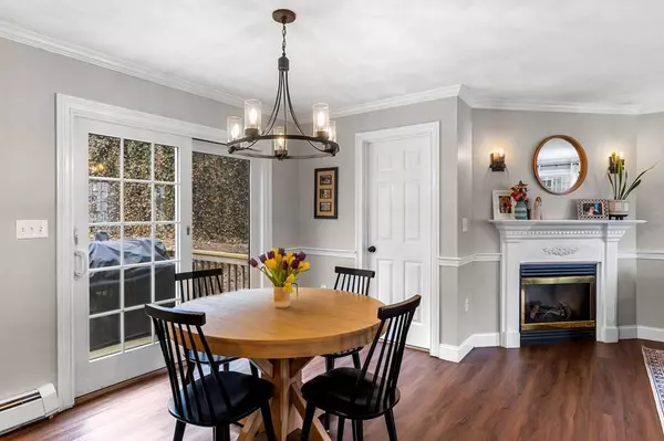 5 Naysons Ct, Amesbury, MA 01913