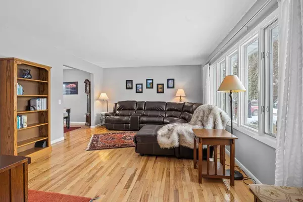 6506 Cooper Ave, Middleton, WI 53562