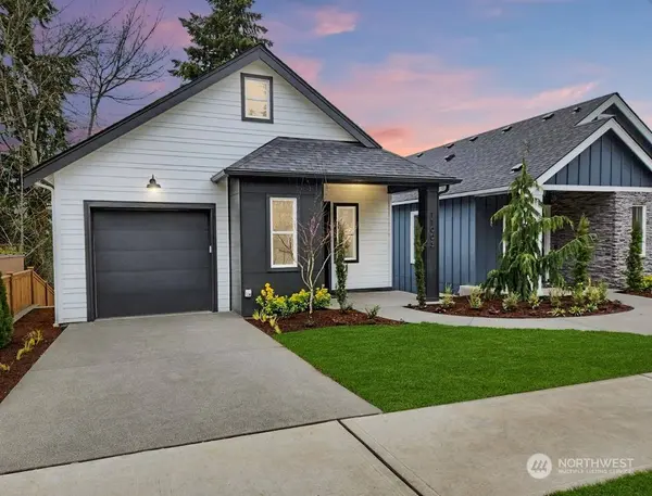 11003 126th AVE NE #2, Kirkland, WA 98033