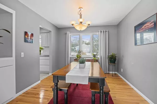 6506 Cooper Ave, Middleton, WI 53562