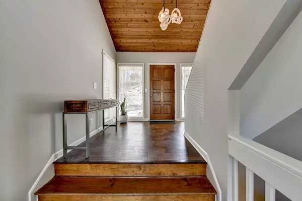 1797 Belshire CT, Roswell, GA 30075