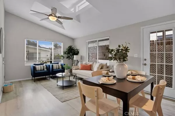 139 Cottonwood LN, Seal Beach, CA 90740