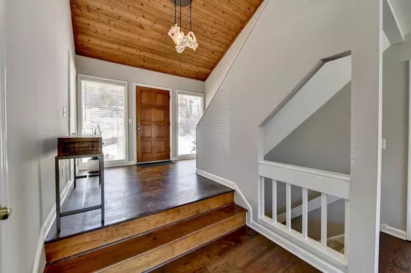 1797 Belshire CT, Roswell, GA 30075