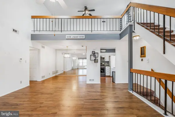 1408 DENHAM CT #B, Mount Laurel, NJ 08054