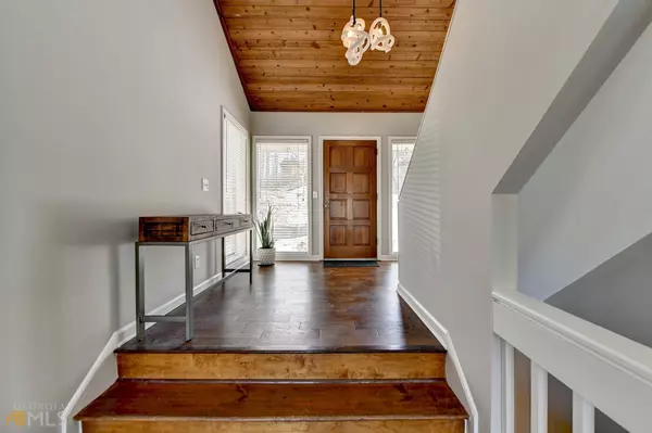 1797 Belshire CT, Roswell, GA 30075