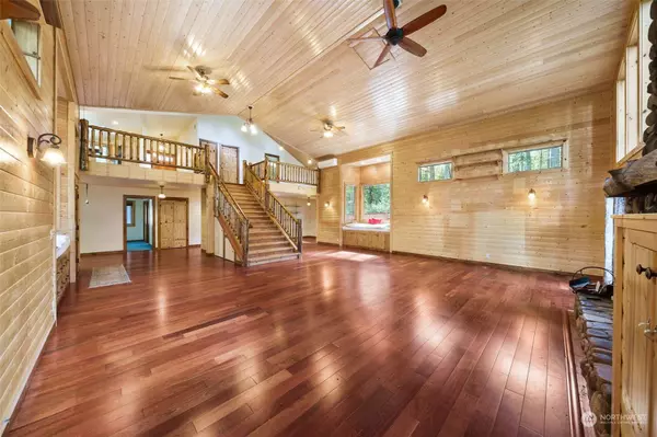 10206 Lake Florence PL, Anderson Island, WA 98303