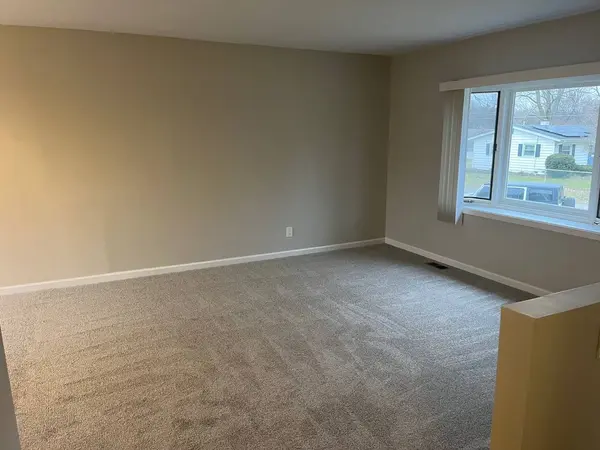 107 Shorewood LN, Shorewood, IL 60404