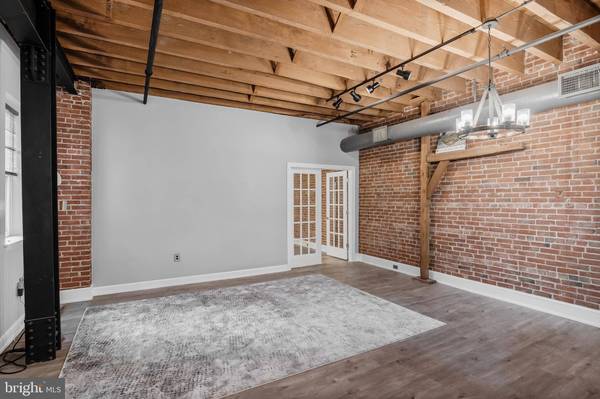 205-11 N 4TH ST #F2, Philadelphia, PA 19106