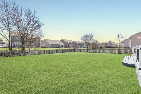 2673 Night Hawk RD, Greenwood, IN 46143