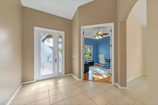 275 DAHLIA CT, Bradenton, FL 34212