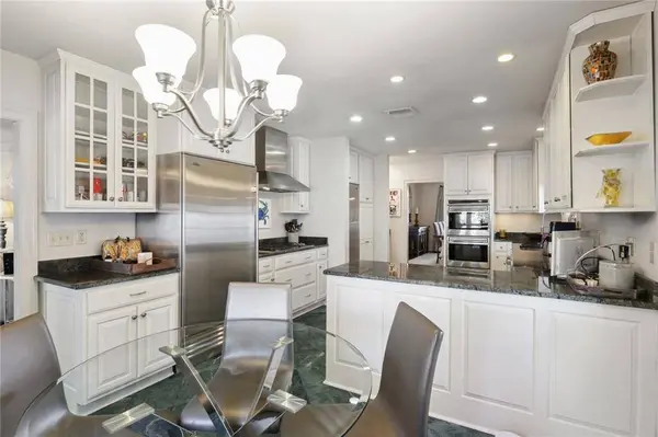 5690 EVELYN CT, New Orleans, LA 70124