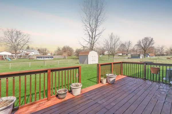 1166 Pilgrim RD, Greenwood, IN 46142