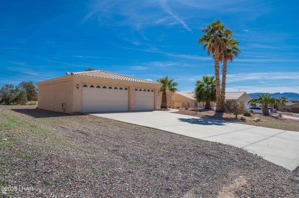 2880 Indian Springs Dr, Lake Havasu City, AZ 86406
