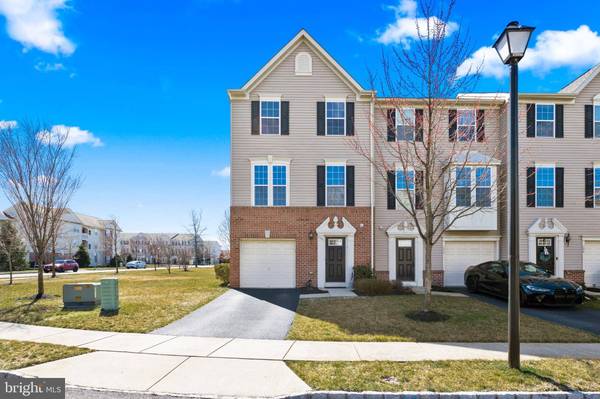 198 FELA DR, Cinnaminson, NJ 08077