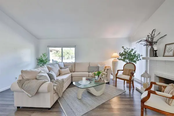 16670 Bernardo Oaks DR, San Diego, CA 92128