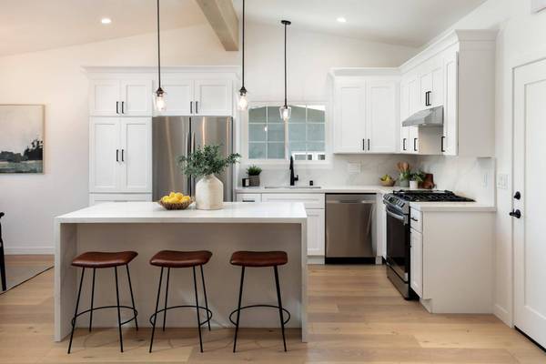 3120 Geoffrey DR, San Bruno, CA 94066