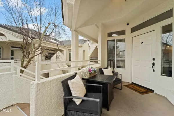 25522 Hemingway AVE #C, Stevenson Ranch, CA 91381