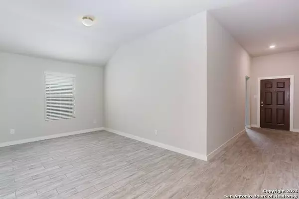 12134 Tower Forest, San Antonio, TX 78253