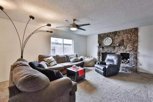 10309 Fasano Dr, Lakeside, CA 92040