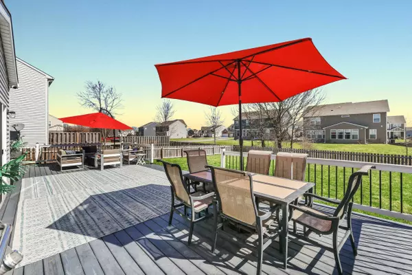 2673 Night Hawk RD, Greenwood, IN 46143