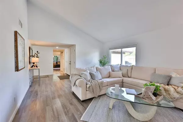 16670 Bernardo Oaks DR, San Diego, CA 92128