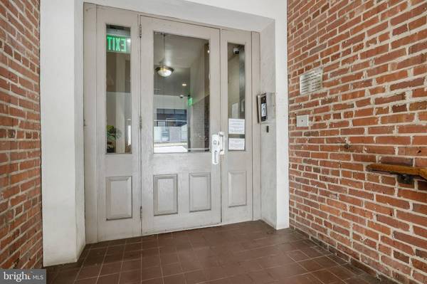 205-11 N 4TH ST #F2, Philadelphia, PA 19106