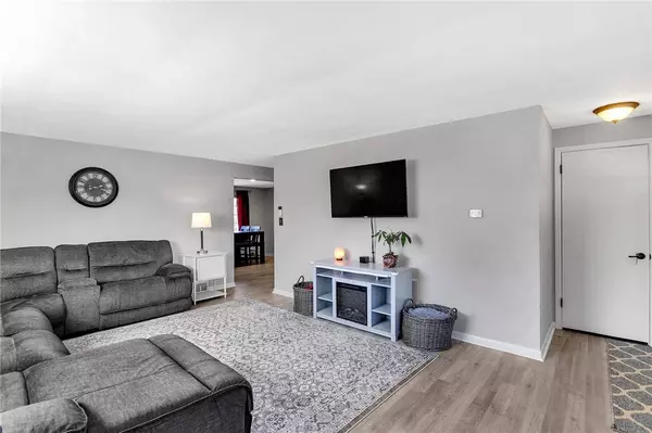 531 9th St, Oakmont, PA 15139