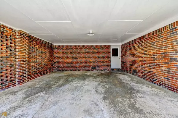 2131 Ladovie CT NE, Atlanta, GA 30345