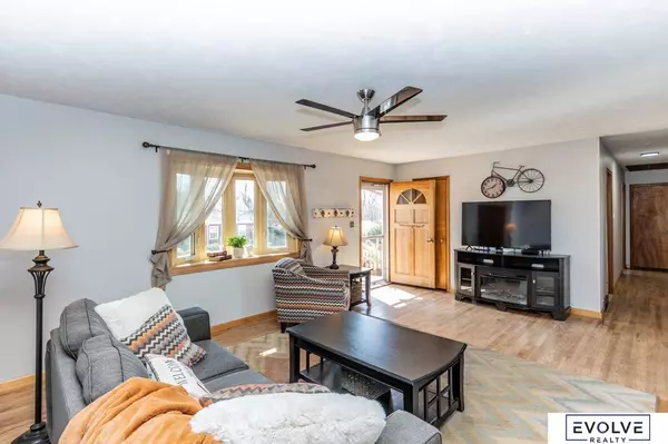 1004 Durand Drive, Bellevue, NE 68005