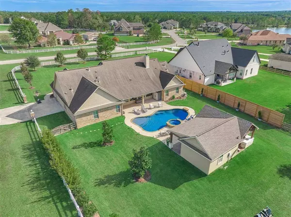 18411 Gary Player DR, Montgomery, TX 77316