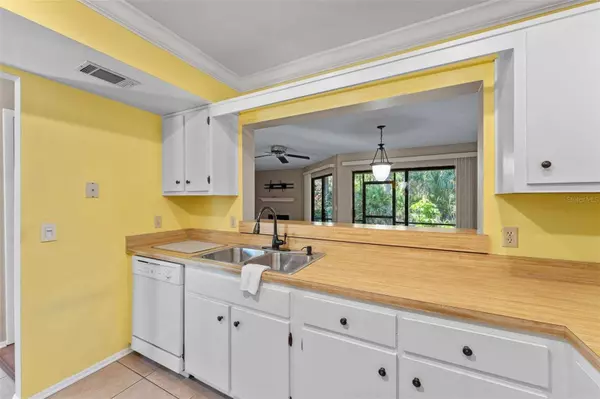 1935 SAINT ANDREWS PL, Longwood, FL 32779