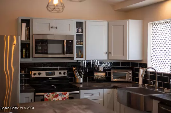 314 Sherwood Place, Merritt Island, FL 32953